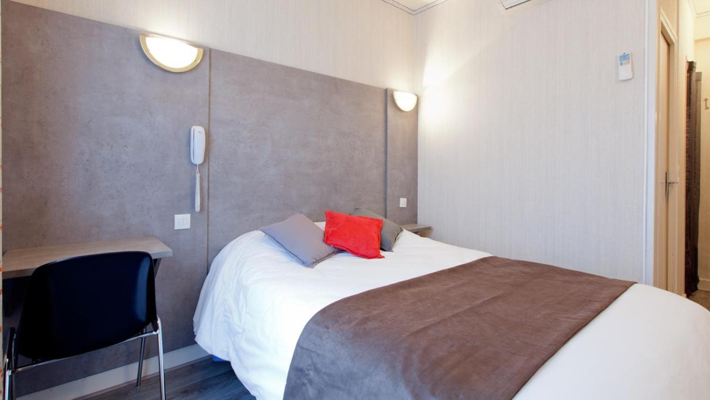 Panam - Place Gambetta-mairie De Gambetta Hotel Parigi