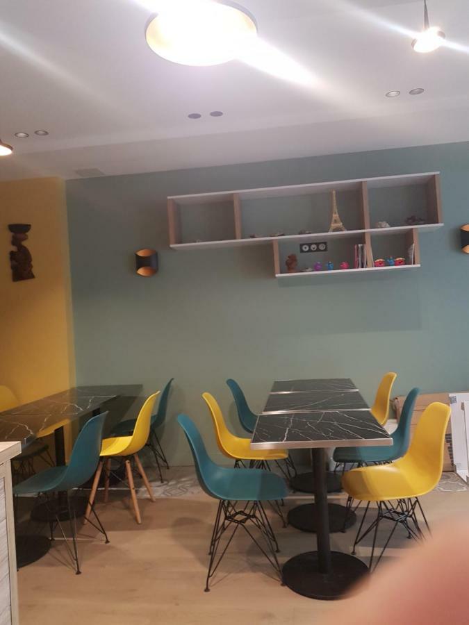Panam - Place Gambetta-mairie De Gambetta 3*